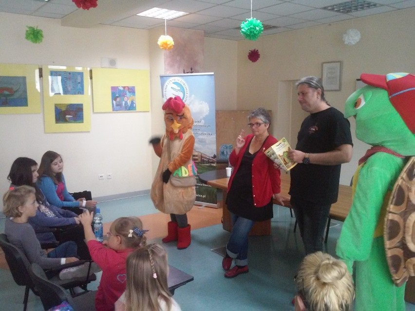 Katowice: Zawadzka, Riedel i Rożek czytają bajki w Górnośląskim Centrum Zdrowia Dziecka