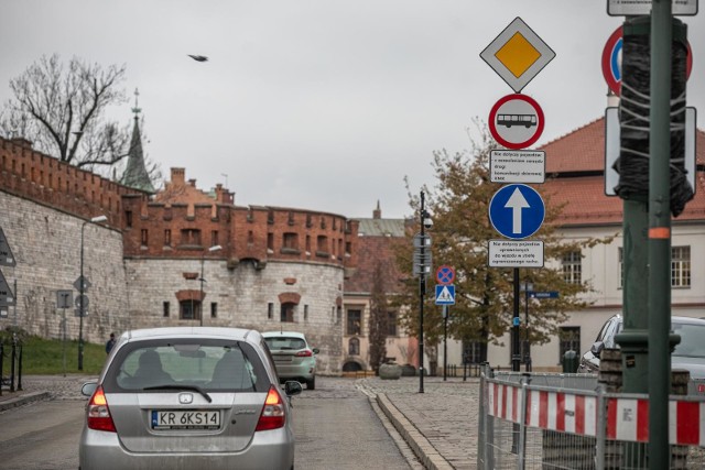 Na ulicach św. Idziego i Podzamcze urzędnicy wprowadzają strefę ograniczonego ruchu.