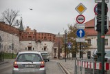 Kraków. Pod Wawelem powstanie nowy plac miejski? Na razie wprowadzają tam duże ograniczenia w ruchu