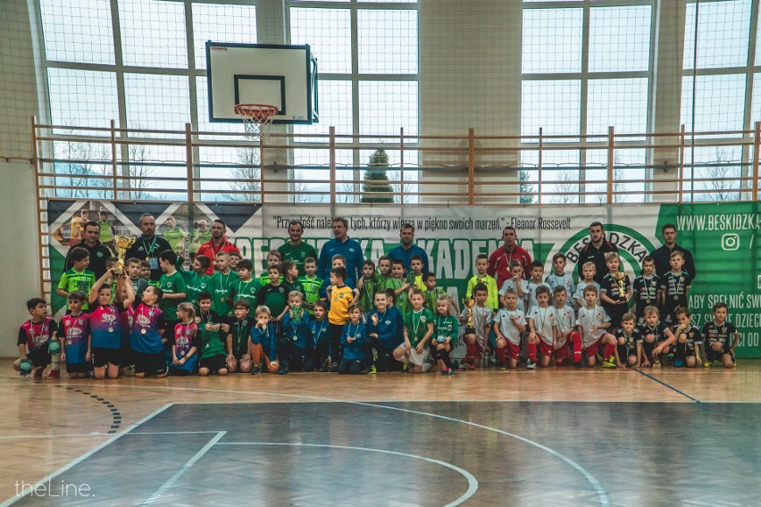Beskidzka Akademia Piłkarska podsumowała rok turniejami dla 600 dzieci