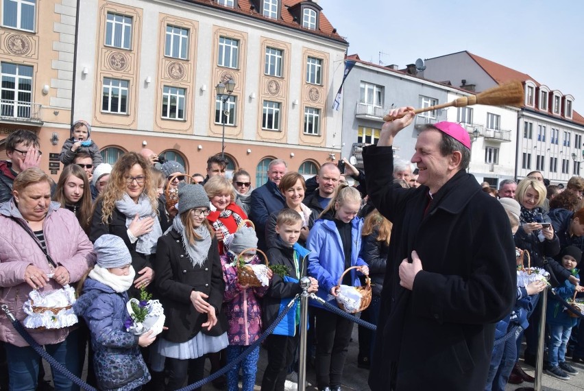 2018-03-31 bialystok swiecenie pokarmow wielka sobota...