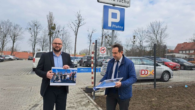 Jednym z krytyków płatności za parking jest Michał Nowak, kandydat Prawa i Sprawiedliwości na prezydenta Opola.