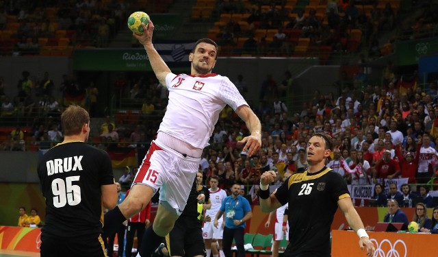 Michał Jurecki podczas meczu Polska - Niemcy na igrzyskach olimpijskich Rio de Janeiro 2016.