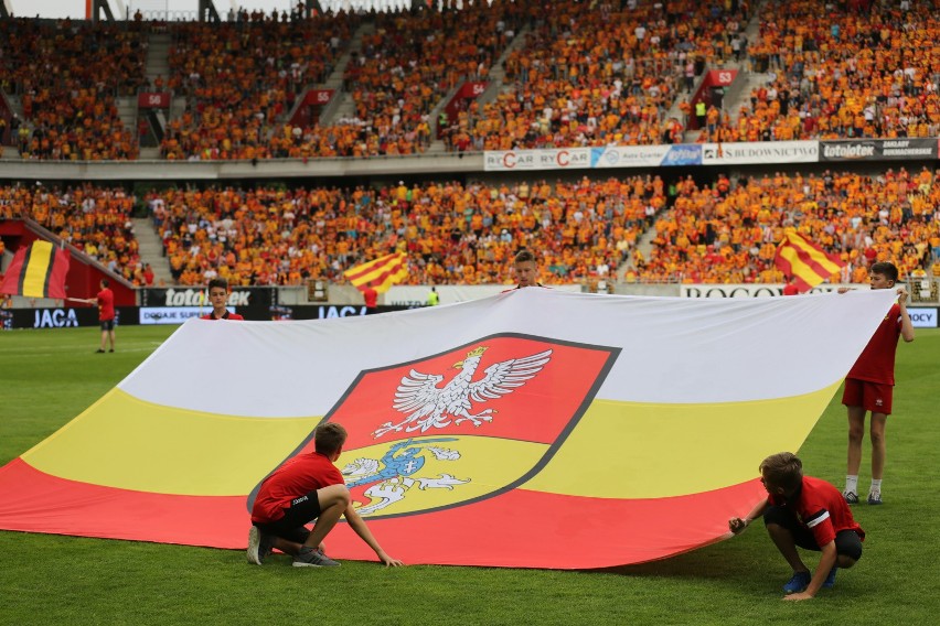 Jagiellonia - Lech 2:2. Jagiellonia Białystok wicemistrzem...