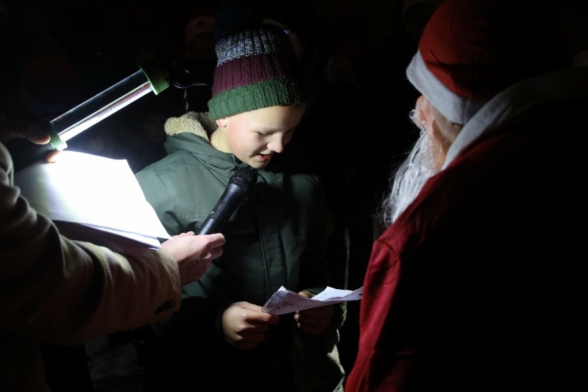 Dzieci z Kartuz napisały wiersze o Świętym Mikołaju