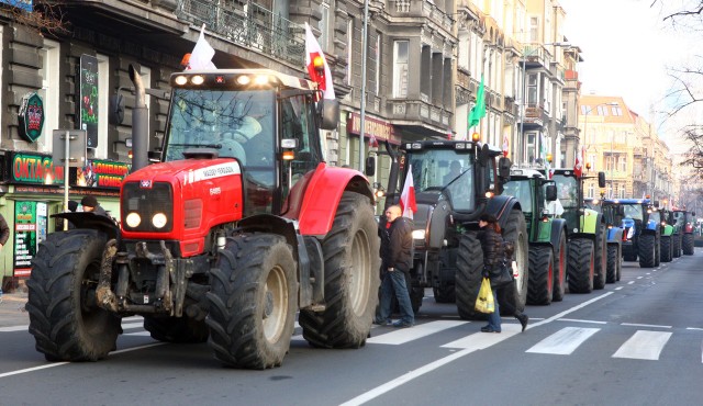 Rolnicy kontynuują protest. Na ulice miasta wyjedzie około 80 ciągników.