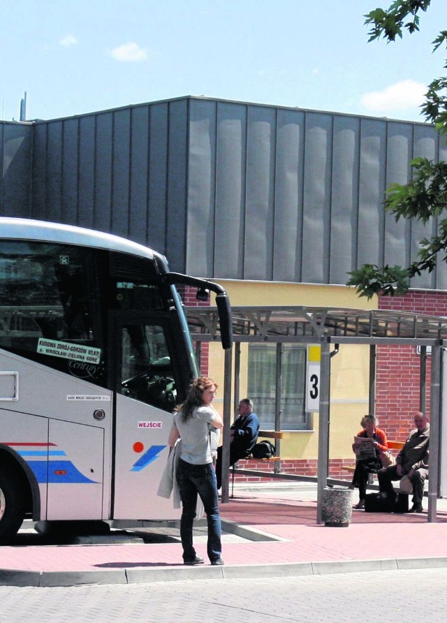 Lubinianom brakuje porannego połączenia z Wrocławiem