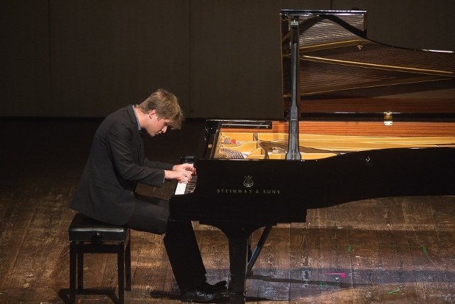 Tomasz Ritter, znany już w Słupsku, zagra swój recital w poniedziałek, 6 września