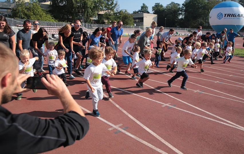 Kids Run w Krakowie. Najmłodsi sportowcy spróbowali swoich sił w bieganiu [ZDJĘCIA]