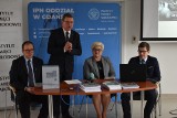 Gdańsk: Teki edukacyjne IPN o stanie wojennym. Oferta dla nauczycieli i uczniów