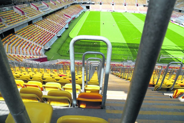 Hiszpanie finiszują z pracami na stadionie przy ul. SłonecznejInwestycja kosztowała 206,5 mln zł netto