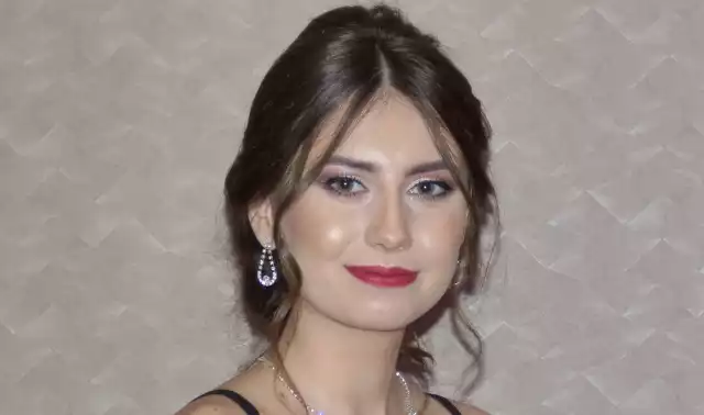 Izabela Kuśmierek zdobyła tytuł Miss Studniówki 2019 powiatu buskiego.