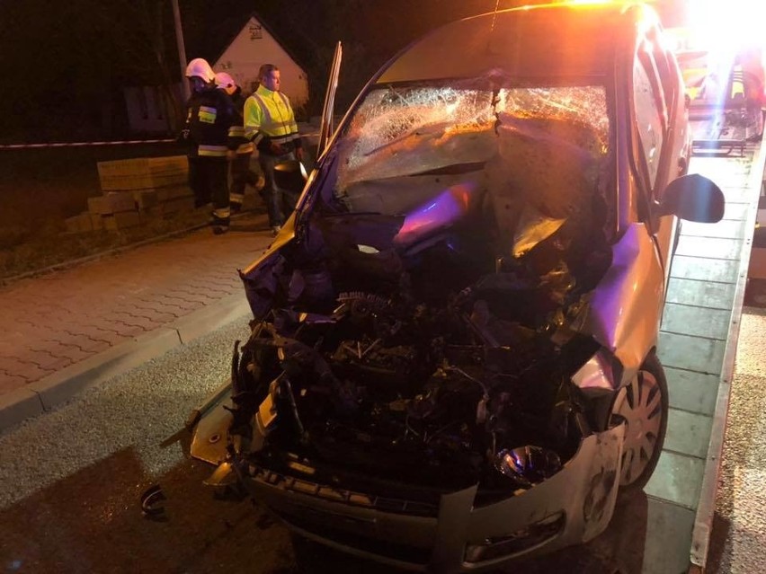 45-letni kierowca zginął w wypadku w Wolanowie.