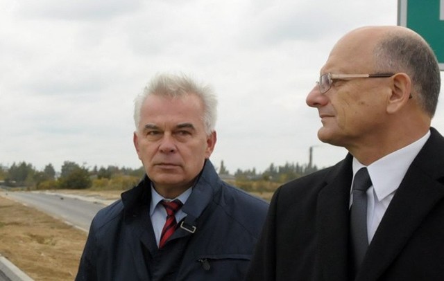 Stanisław Kalinowski (z lewej) z prezydentem Żukiem
