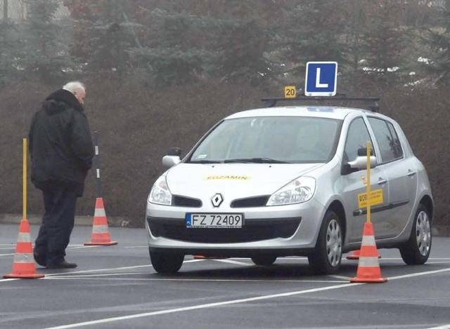 Po zaliczeniu placu manewrowego będziemy musieli wyjechać ,,na miasto''. Tam egzamin może być krótszy z 40 do 25 minut.