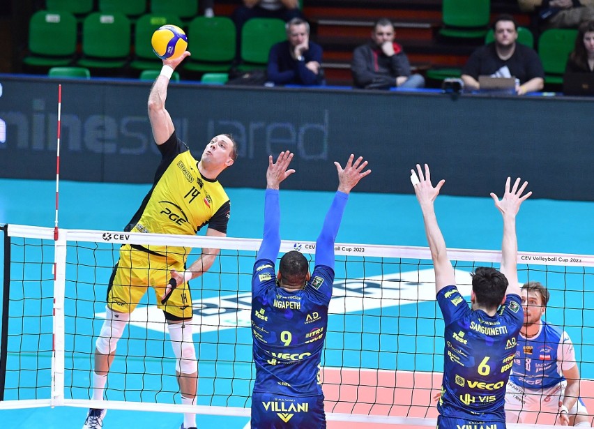 Puchar CEV. PGE Skra Bełchatów dzielnie walczyła, ale wraca z Włoch bez punktu