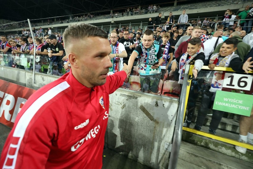 Lukas Podolski w obecnym sezonie strzelił trzy gole i...