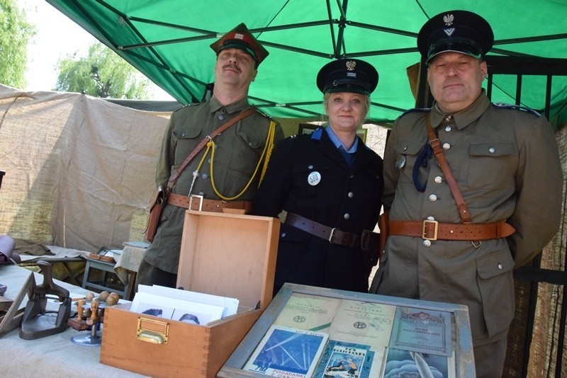 Rekon 2017. Grupy rekonstrukcji i sprzęt militarny we Wrocławiu