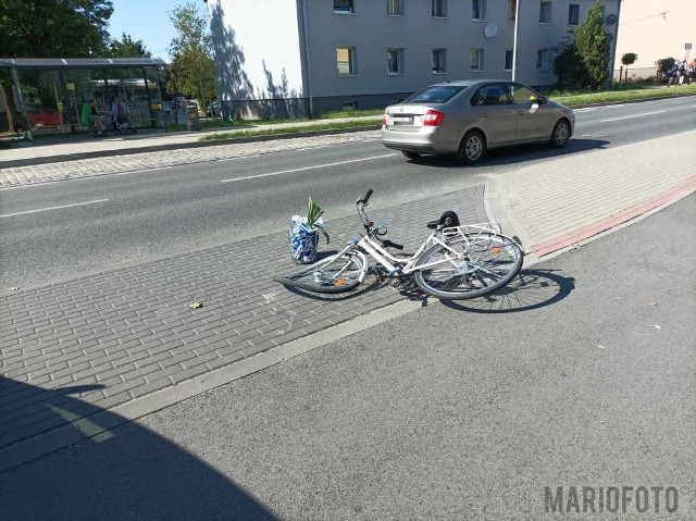 Zderzenie rowerzystki z samochodem w Opolu.