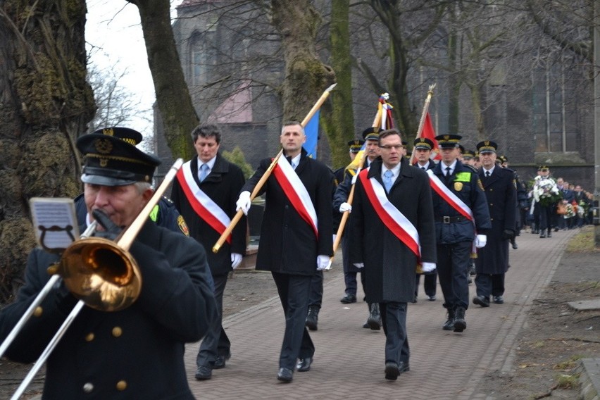 Pogrzeb Jarosława Rajdy, komendanta straży miejskiej w Zabrzu [ZDJĘCIA]