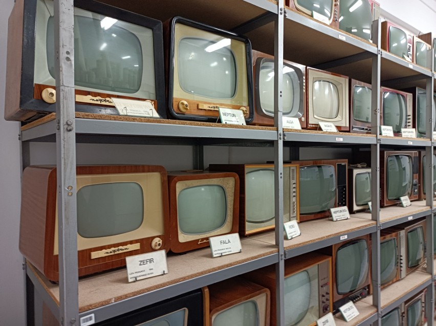 Kolekcja fabryczna telewizorów Gdańskich zakładów Elektronicznych „Unimor” w gdyńskim oddziale AP w Gdańsku