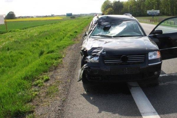 VW passat potrącił 80-letniego mieszkańca Opola, jadącego rowerem.