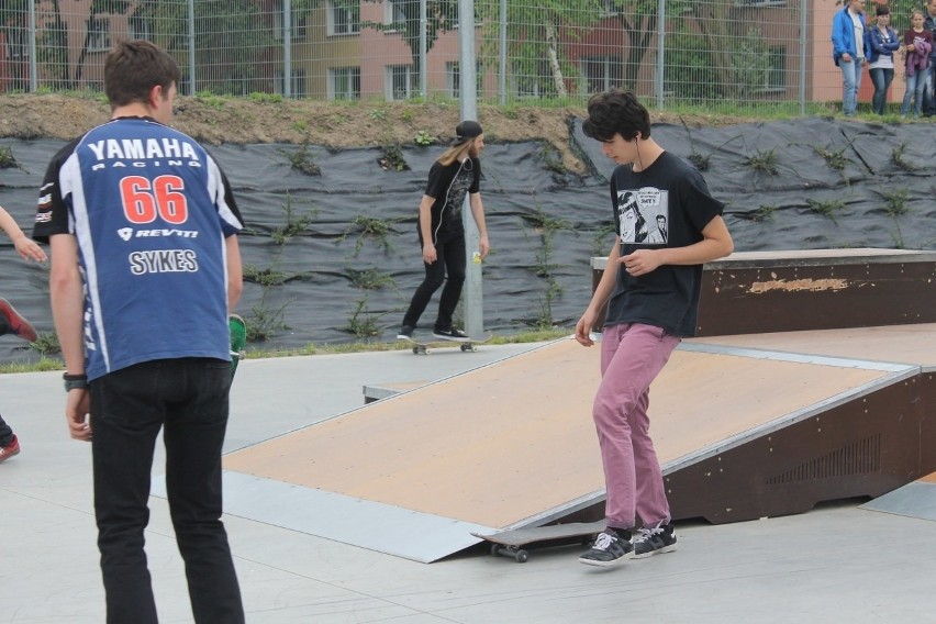 Pokaz ekstremalnej jazdy na skateparku [FOTO]