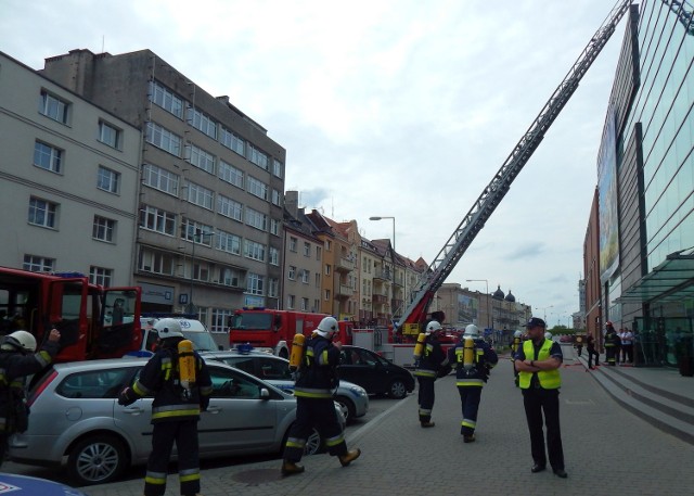 Niedzielna akcja strażaków w kinie Helios w Opolu.