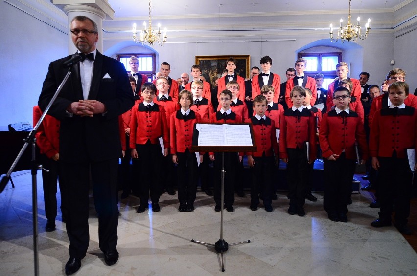 Niedzielnym popołudniem Poznańskie Słowiki zaprosiły swych...