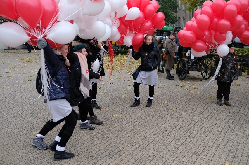Święto Niepodległości w Poznaniu: Obchody na placu Wolności