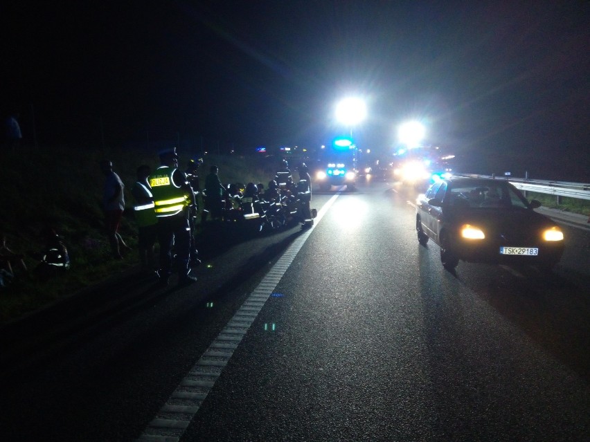Wypadek trzech samochodów na trasie S7 na wysokości Węzła Barcza. Cztery osoby poszkodowane