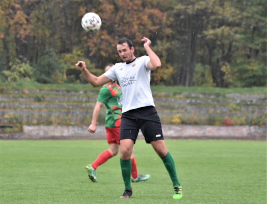 Klasa Okręgowa, Oświęcim: Górnik Brzeszcze - LKS Gorzów 0:1.