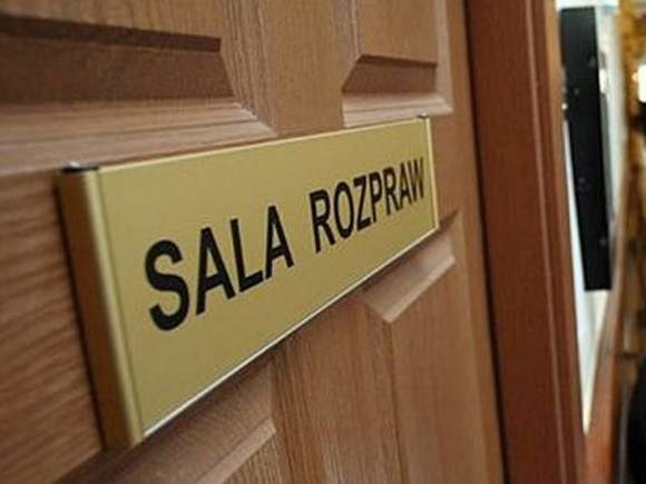 Niepełnosprawny intelektualnie 38 &#8211; latek z Kołobrzegu, usłyszał wyrok za molestowanie 11 &#8211; letniej dziewczynki. Wyrok zapadł w Sądzie Rejonowym w Kołobrzegu. 