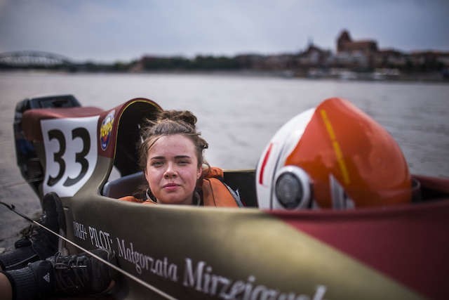 Motorowodne Mistrzostwa Europy i Międzynarodowe Motorowodne Mistrzostwa Polski odbywają się między mostami - im. Józefa Piłsudskiego i kolejowym.Zawodnicy pokonują trasę oznaczoną 4 bojami, mającą 1500 m w kierunku przeciwnym do ruchu wskazówek zegara.