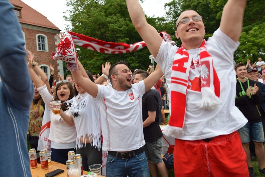 Euro 2016 w Szczecinku. Tak się bawi Szczecinek [wideo, zdjęcia]