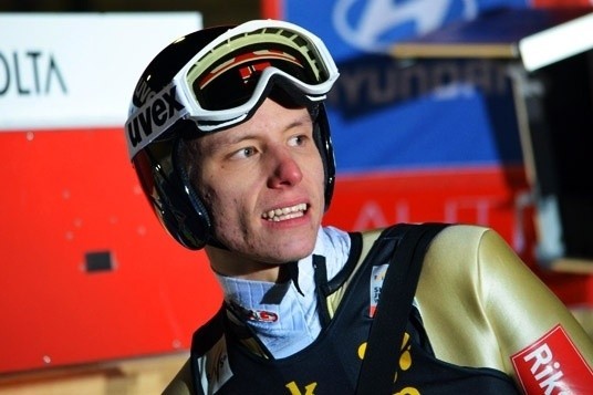 Rune Velta wygrał turniej skoków narciarskich na skoczni HS...