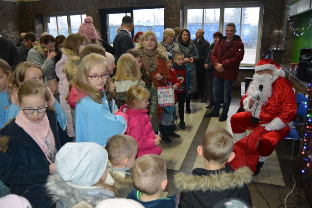 Ostrołęka. Wigilia na Stacji. Otwarte spotkanie opłatkowe dla mieszkańców osiedla, 22.12.2019