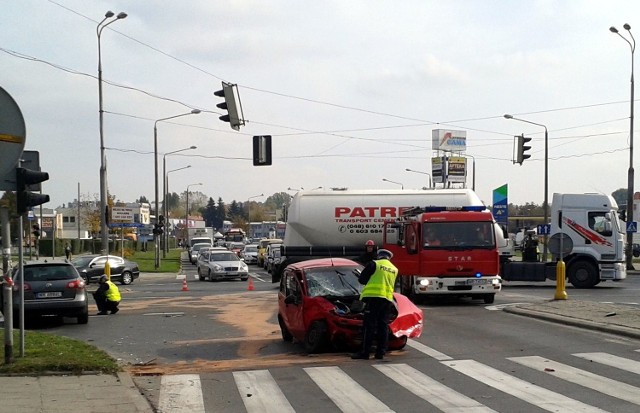 Kilka dni temu kolejny raz doszło do wypadku na skrzyżowaniu ulic Mireckiego/Wernera/Szarych Szeregów.