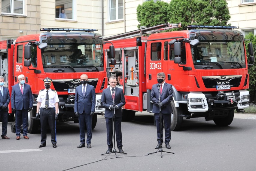 Bitwa o wozy. Strażacy w gminy Klwów dostaną samochód. To nagroda za rekordową frekwencję w wyborach prezydenckich