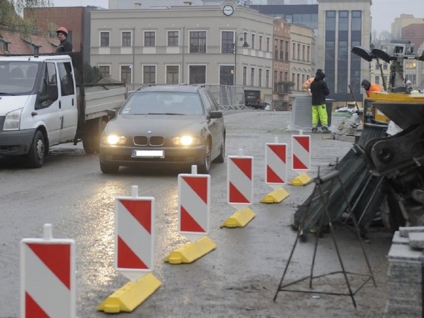 Samochody wróciły na most im. Jerzego Sulimy-Kamińskiego w...