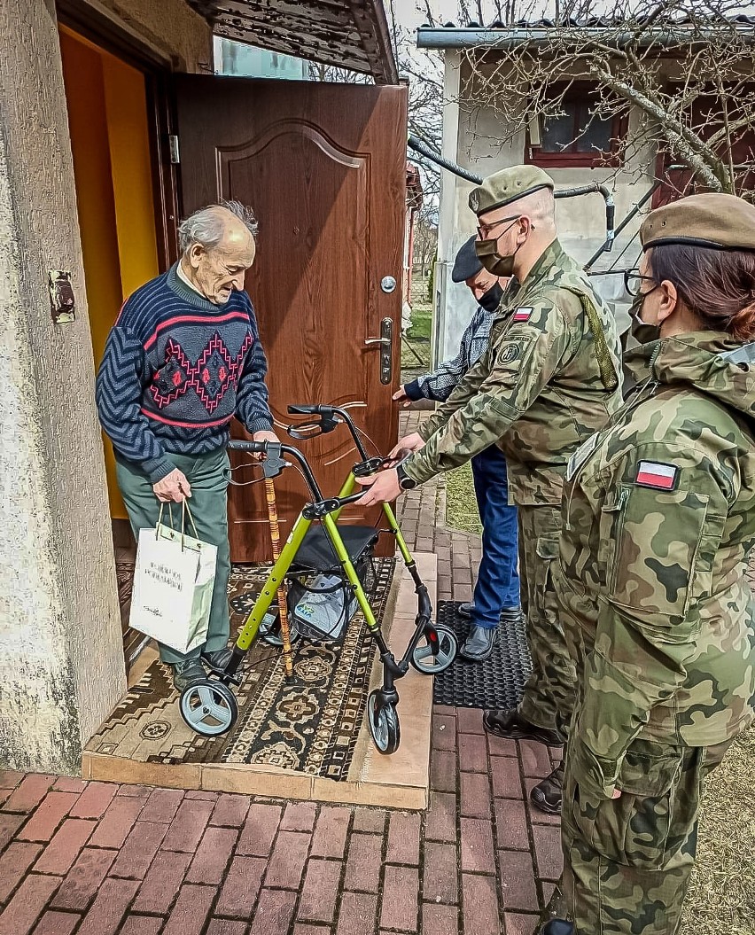 Terytorialsi z Niska ufundowali kombatantowi chodzik 