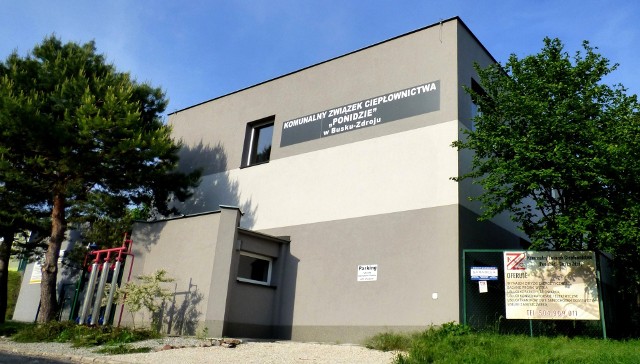 Siedziba KZC "Ponidzie" mieści się na buskim osiedlu Sikorskiego. Teraz gmina Busko-Zdrój chce wystąpić z ciepłowniczego związku.