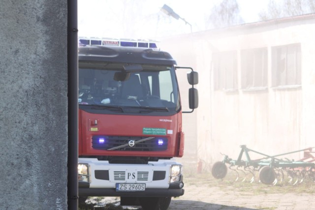 Pożar garażu w Boninie