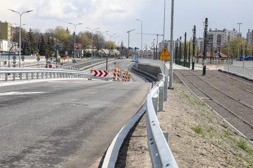 Trwa budowa Trasy Łagiewnickiej, która ma połączyć się z...