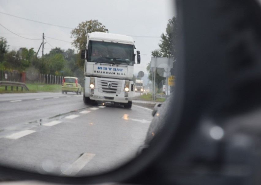 Nowy szlak wojewódzki prowadząca od drogi krajowej 79 do...