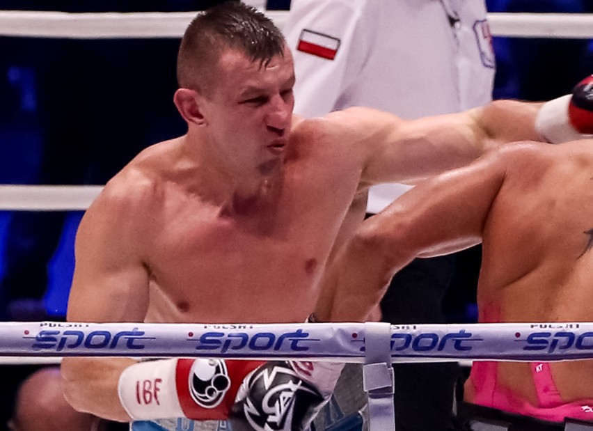 Polsat Boxing Night: Tomasz Adamek znokautował Abella. SKRÓT...