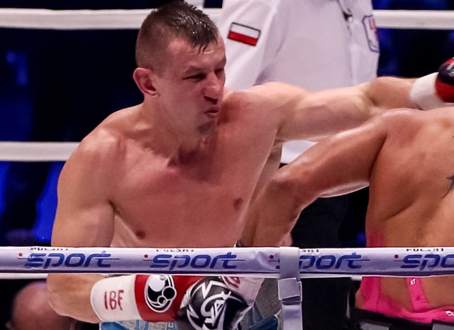 Polsat Boxing Night: Tomasz Adamek znokautował Abella. SKRÓT ONLINE POWTÓRKA ZA DARMO YOUTUBE Twitter [WIDEO]