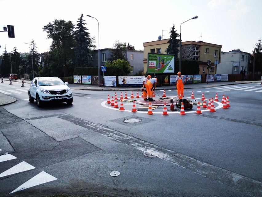 Rondo na skrzyżowaniu ul. Legionów z ul. Żwirki i Wigury w...