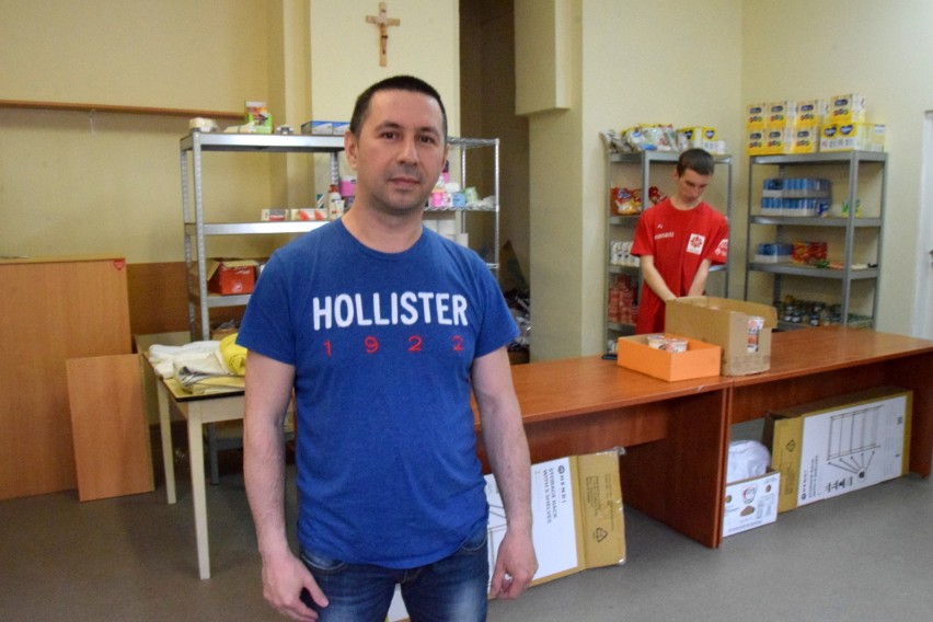 Od stu do ponad dwustu osób korzysta codziennie w Kielcach z Punktu Pomocy Uchodźcom z Ukrainy prowadzonym przez Caritas