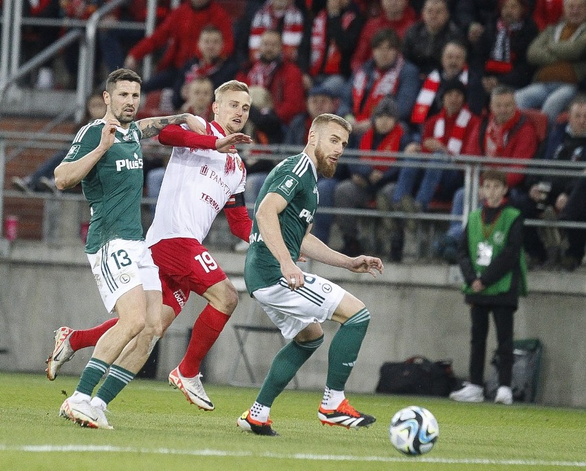 Widzew - Legia 1:0. Fran Alvarez nowym bohaterem Widzewa. Jak padł gol w tych derbach Polski?